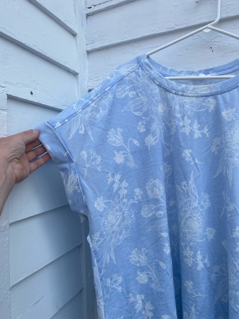 Jane and Delancey Light Blue Floral Short Sleeve Tee - Picture 2 of 7